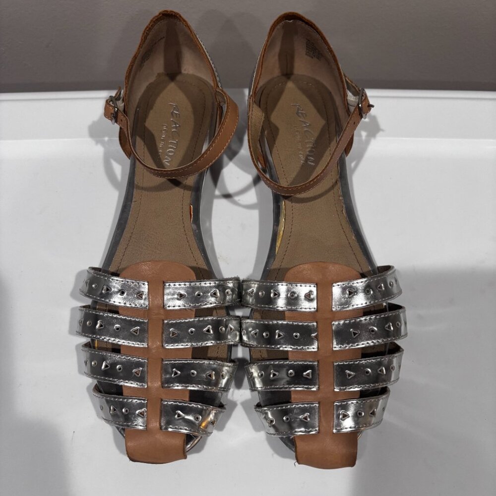 Reaction Kenneth Cole Women's metallic leather flats SZ: 9